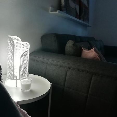 Šarmantni apartman Malecka Zagreb Exteriör bild
